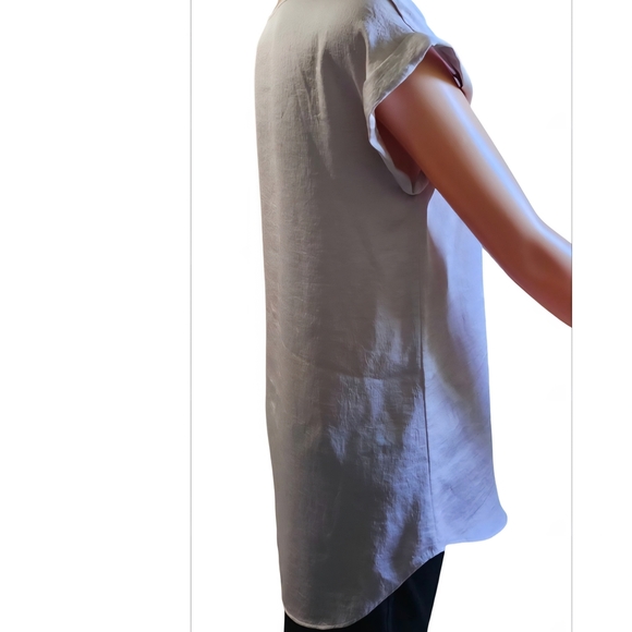 Express Women's V-Neck Top - Soft Gray - Picture 5 of 7